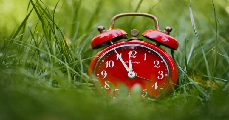 The 60-Minute Rule: Building a High-Performance Morning Routine for Mental Clarity