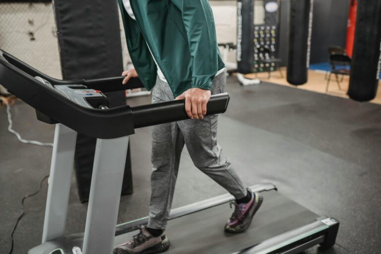 Do Electric Treadmills Harm Your Knees? The Facts Revealed
