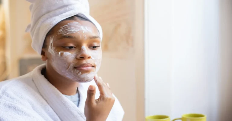 Achieving Facial Radiance: Natural Ways to Get Glowing Skin